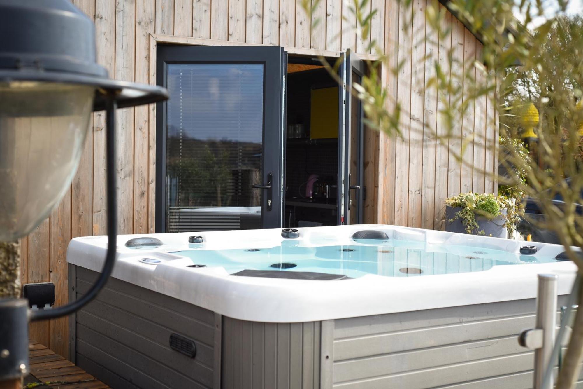 Air Maison - The Cow Shed Wow Factor Countryside Retreat Westbourne  Extérieur photo