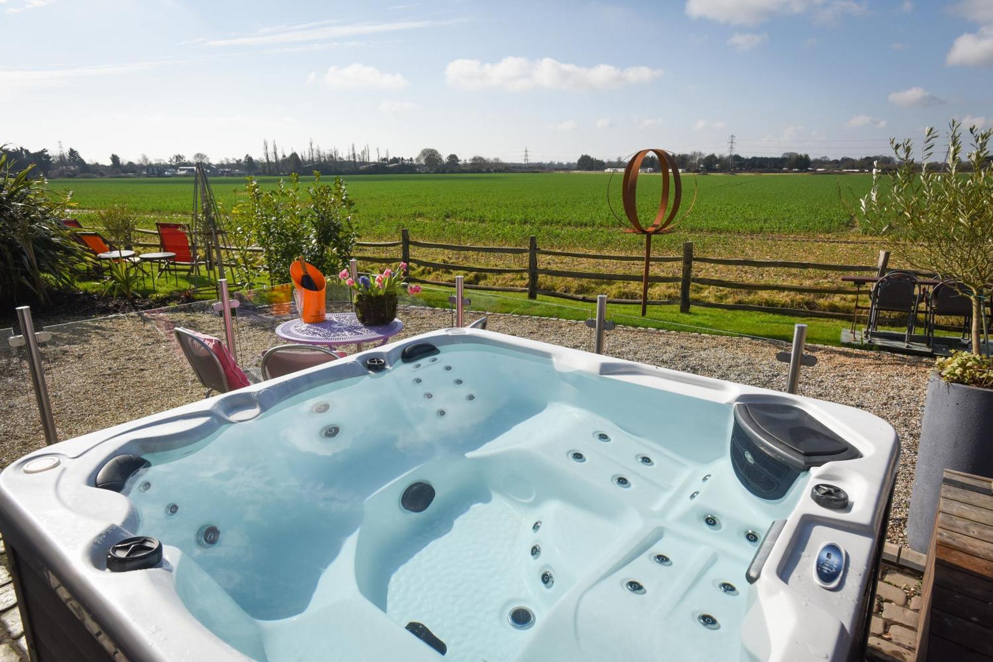 Air Maison - The Cow Shed Wow Factor Countryside Retreat Westbourne  Extérieur photo